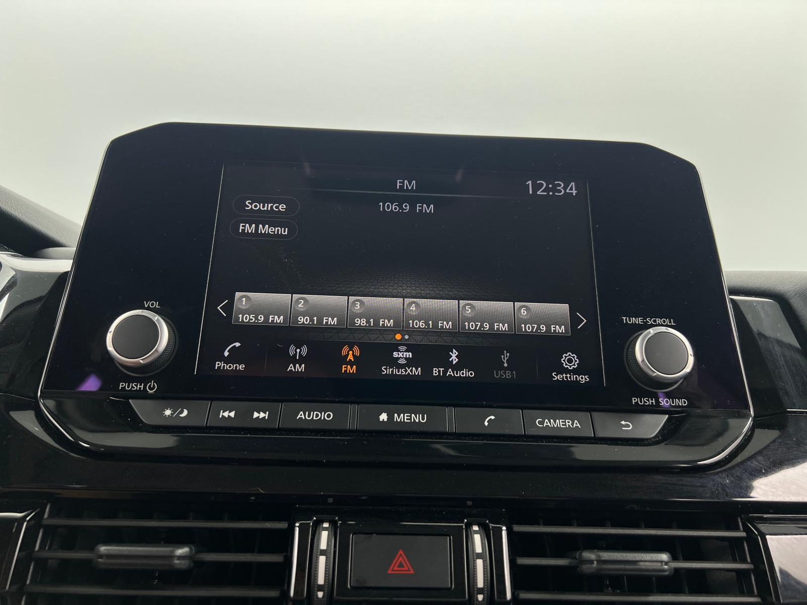 Thumbnail: 2025 Nissan Pathfinder - 4