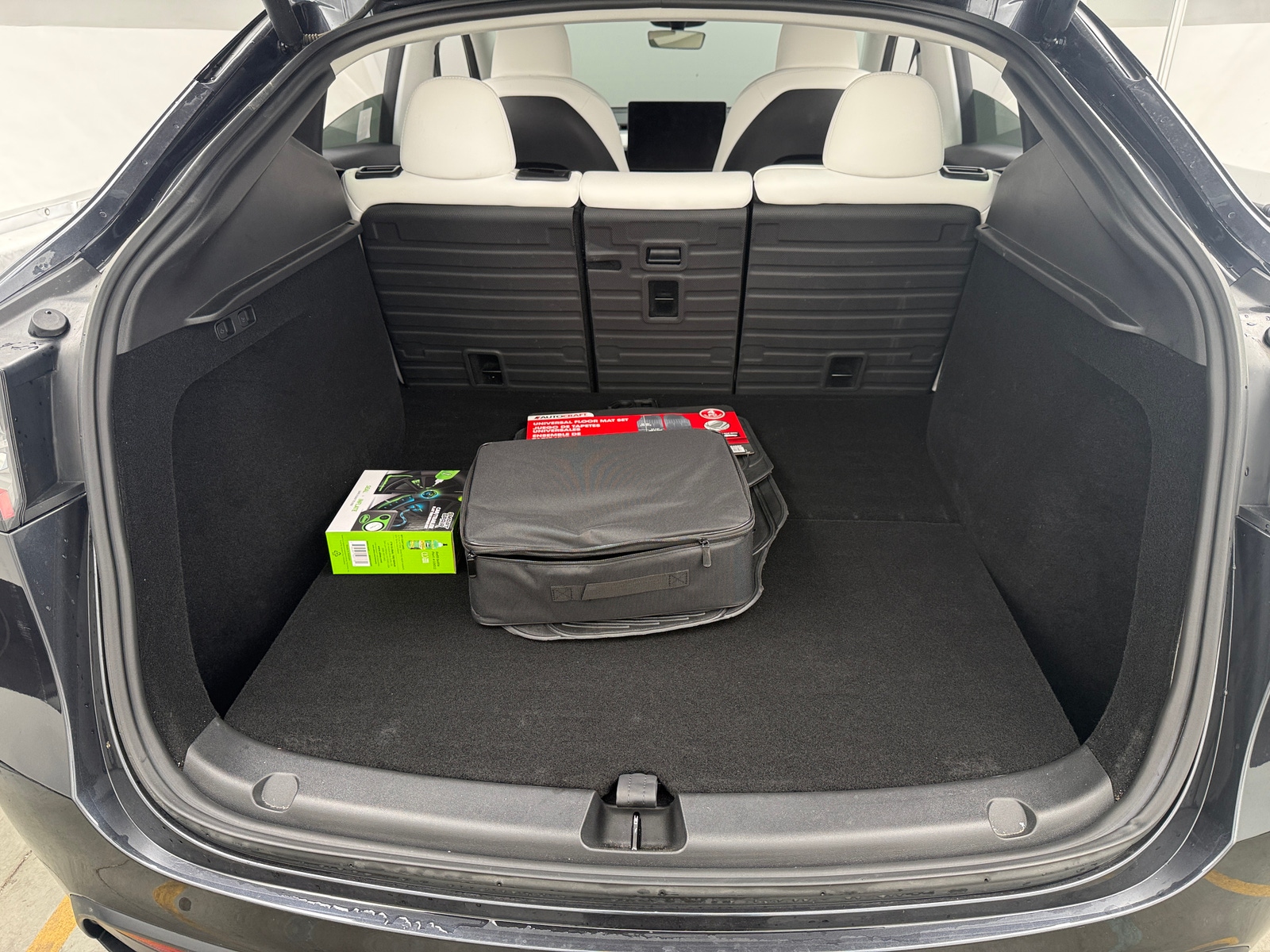 Thumbnail: 2024 Tesla Model Y - 6