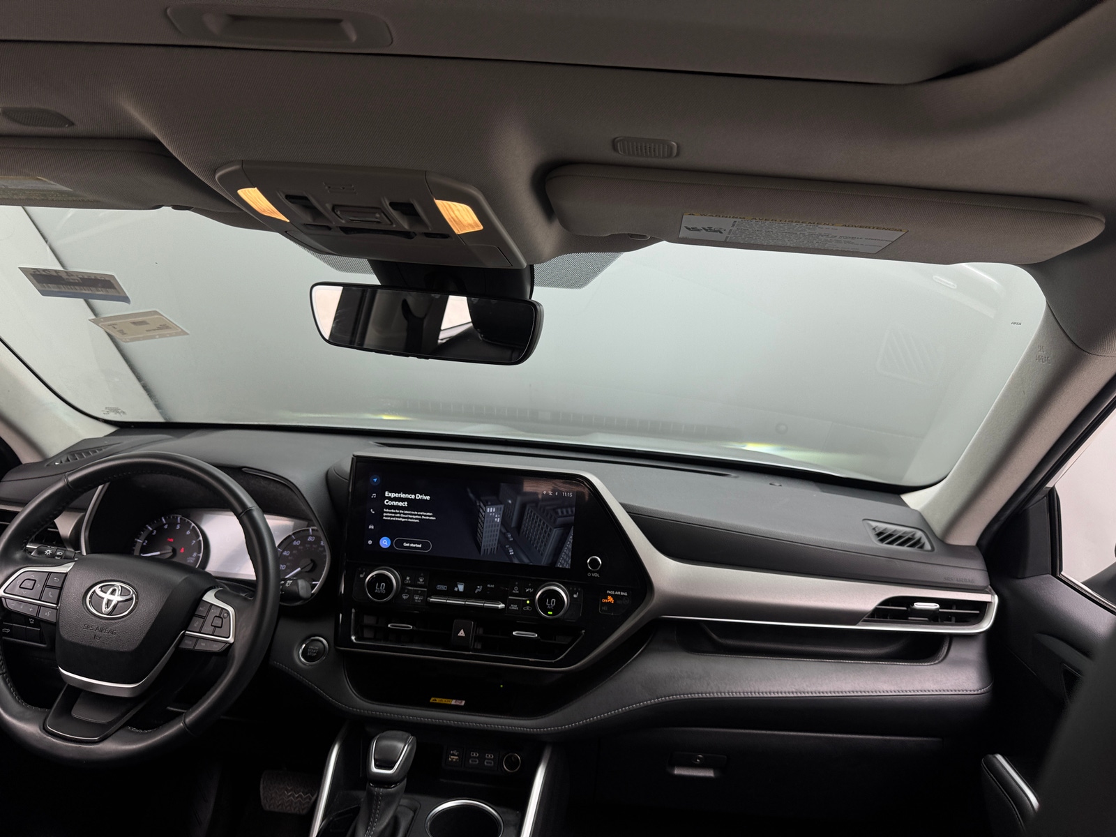 Thumbnail: 2023 Toyota Highlander - 2