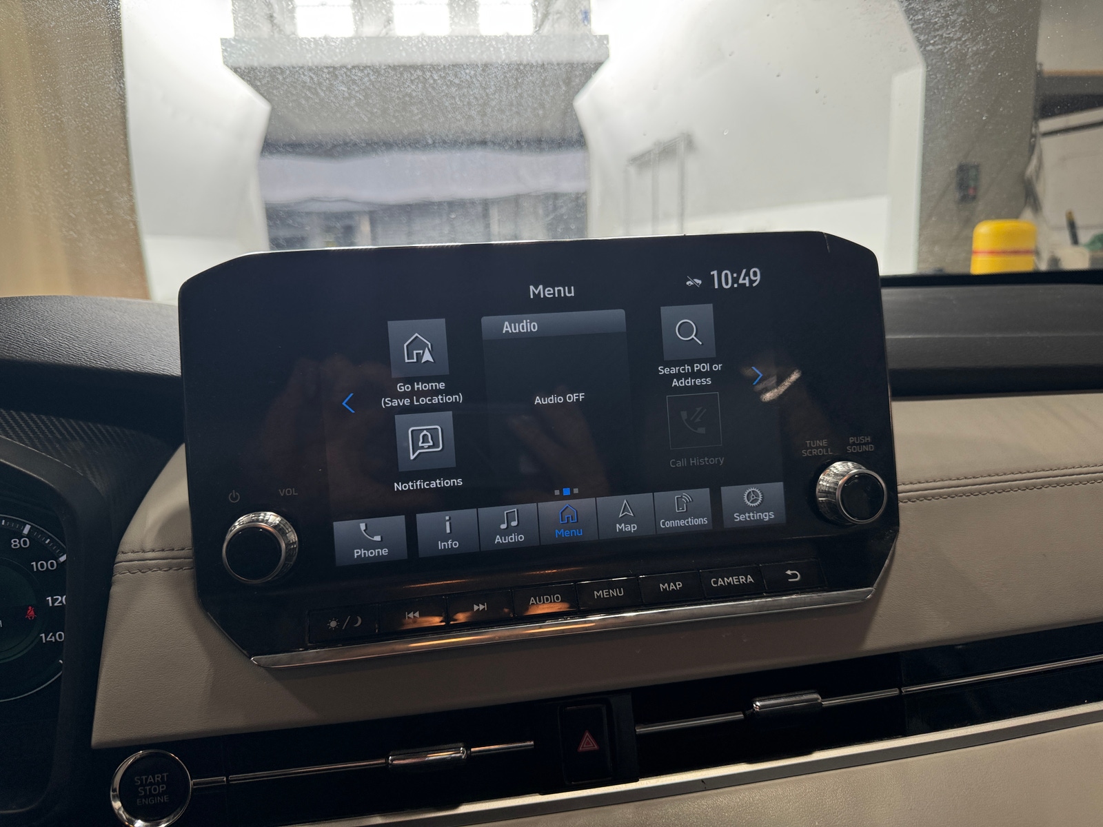 Thumbnail: 2023 Mitsubishi Outlander - 3