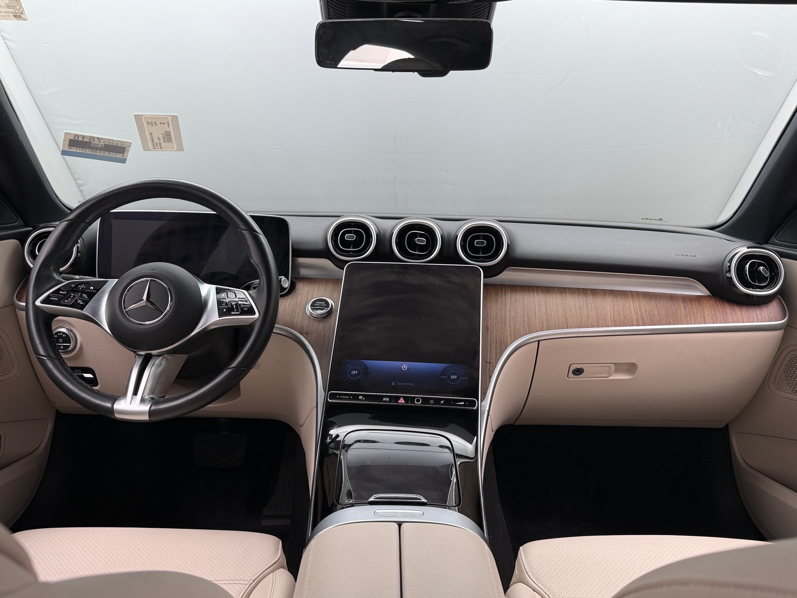 Thumbnail: 2024 Mercedes-Benz C-Class - 2