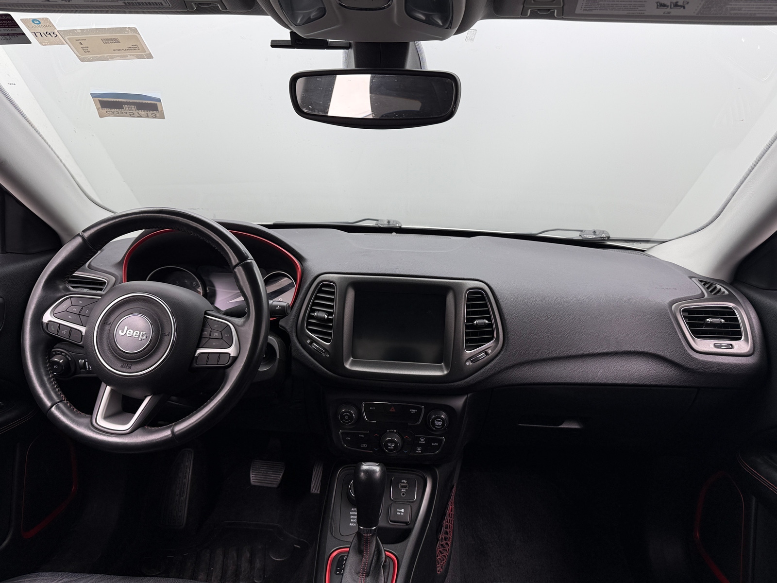 Thumbnail: 2018 Jeep Compass - 3