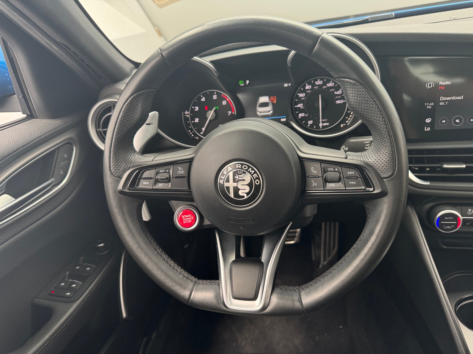 Thumbnail: 2021 Alfa Romeo Giulia - 4