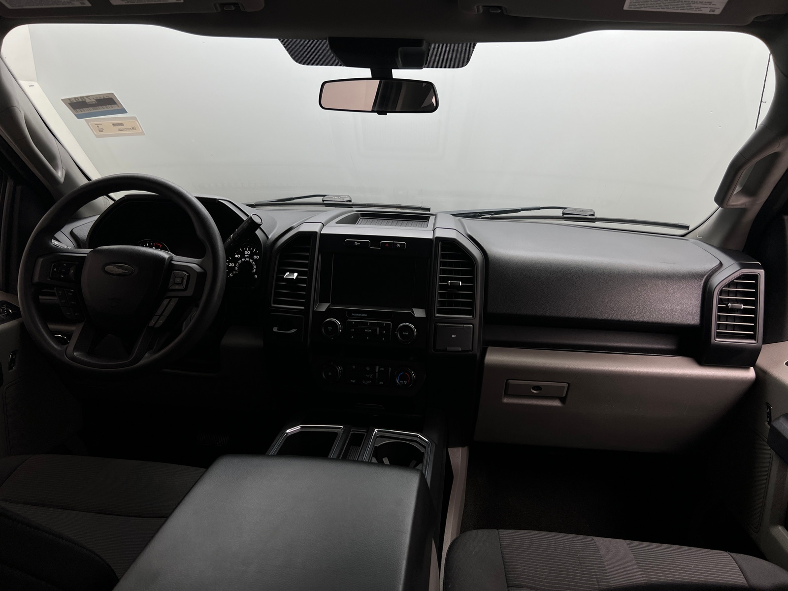 Thumbnail: 2020 Ford Econoline - 3