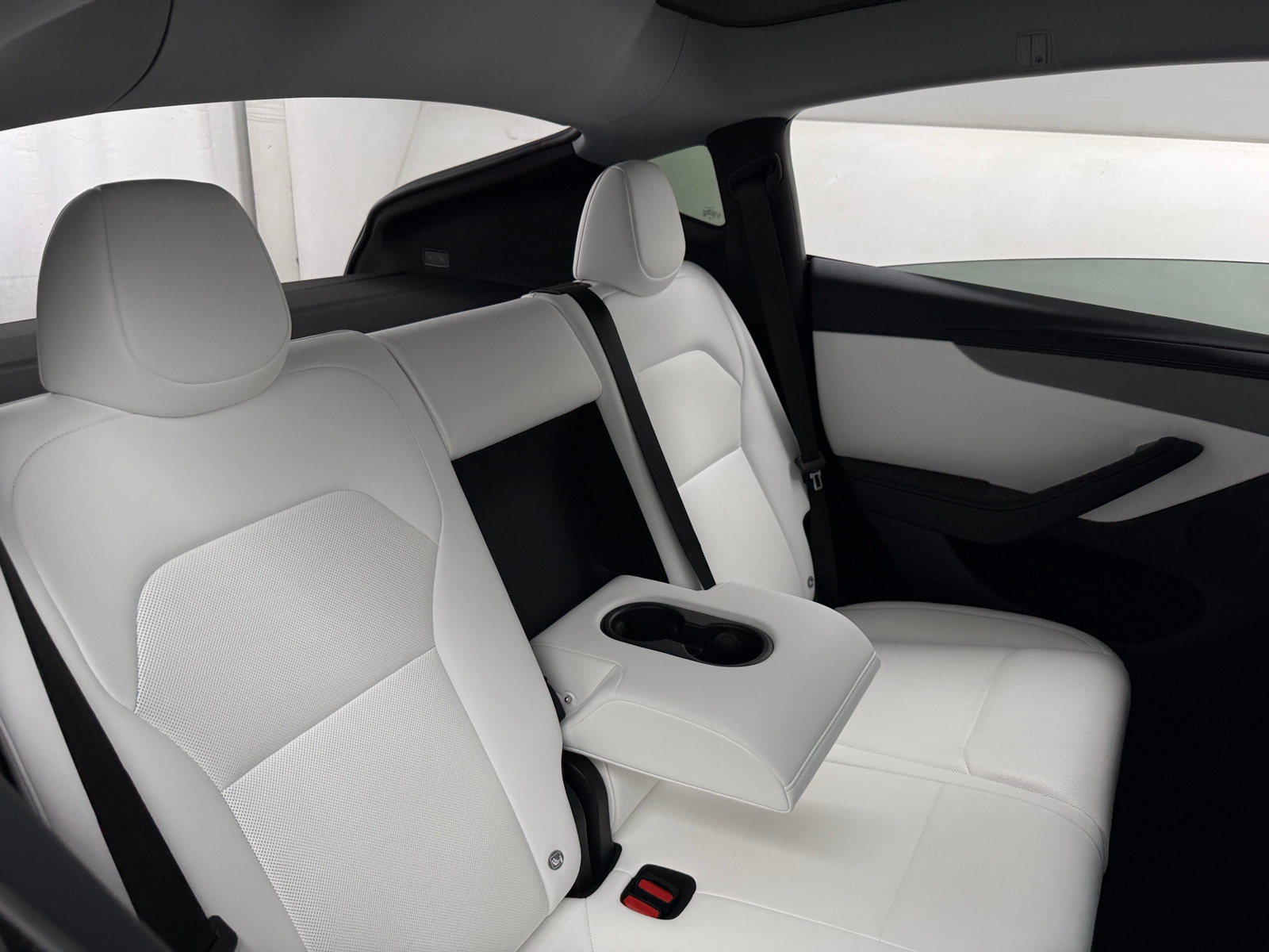 Thumbnail: 2026 Tesla Model Y - 5