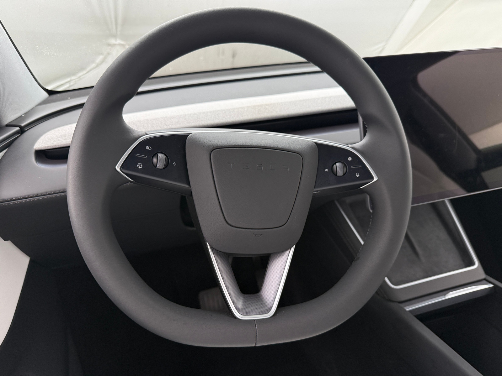 Thumbnail: 2026 Tesla Model Y - 4