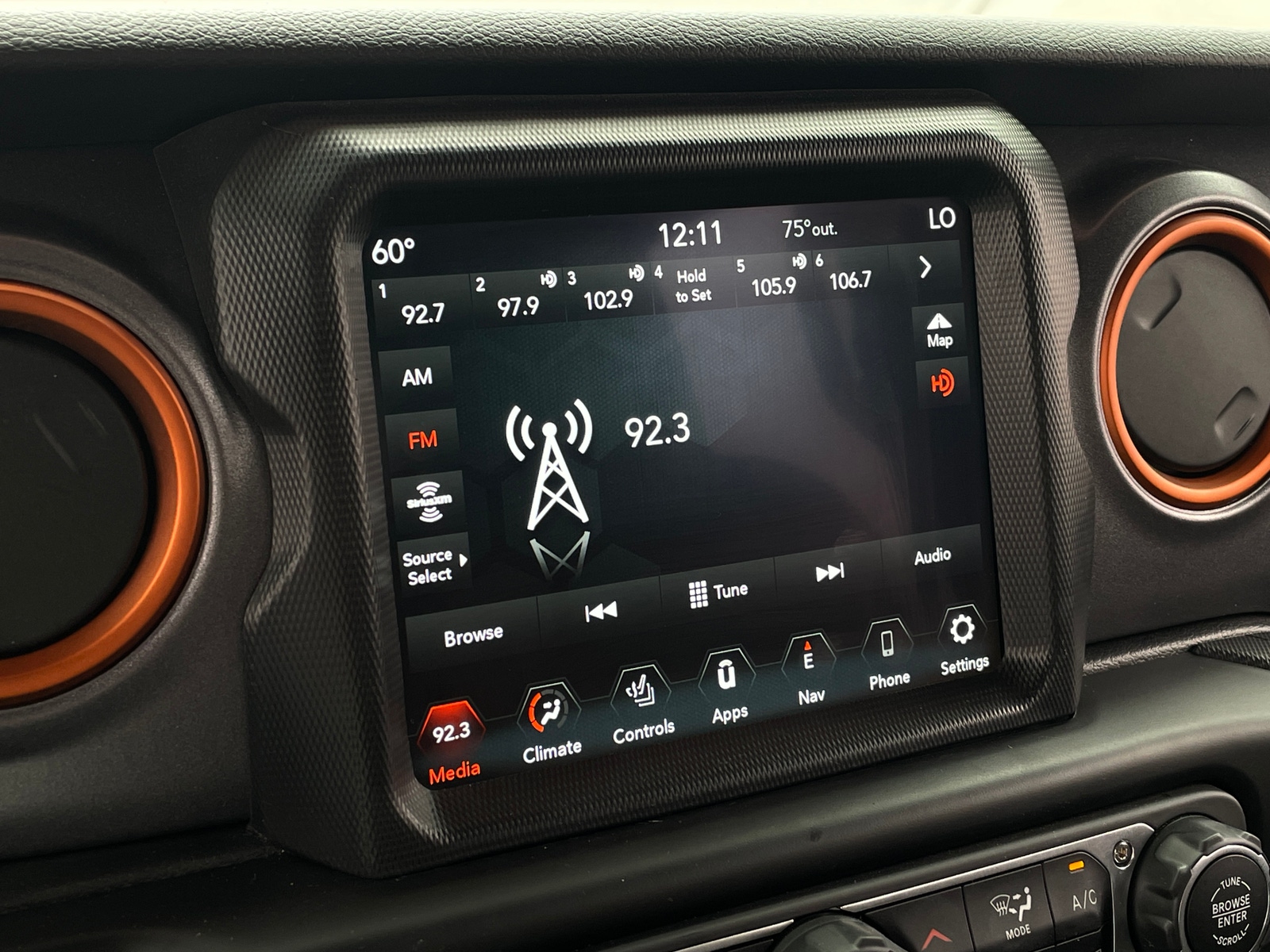 Thumbnail: 2023 Jeep Gladiator - 4