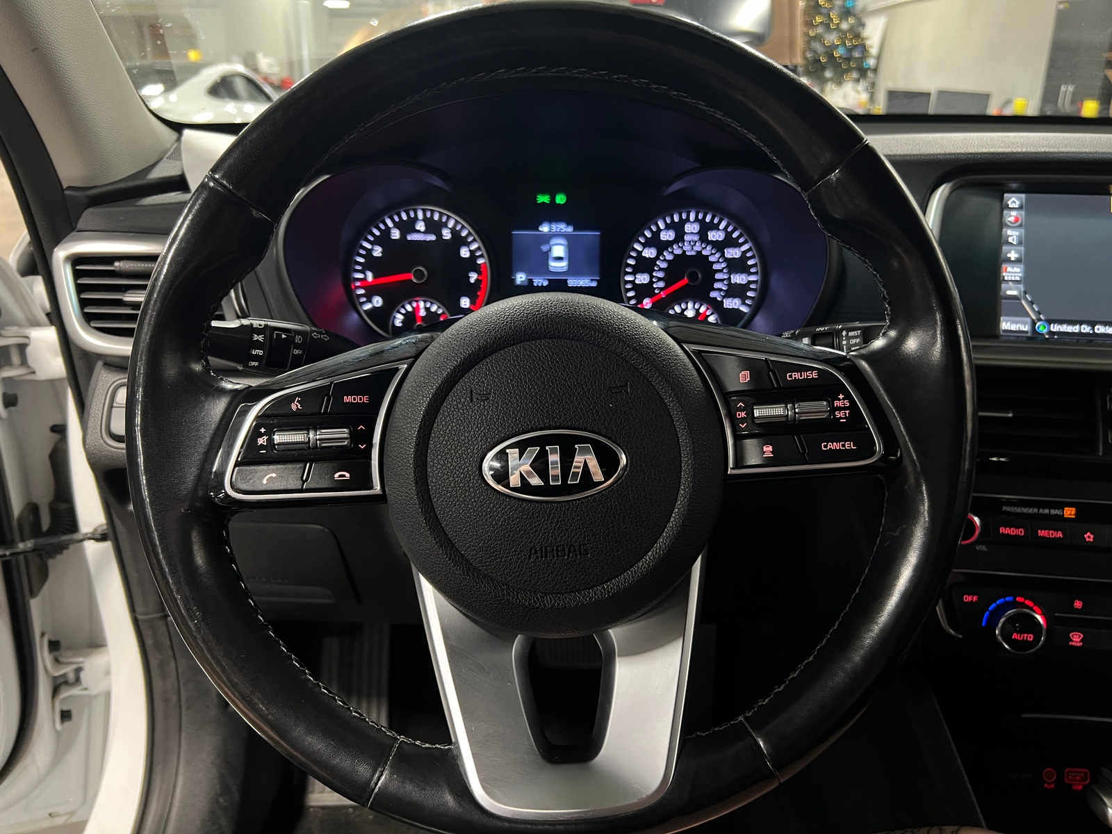 Thumbnail: 2020 Kia Optima - 4