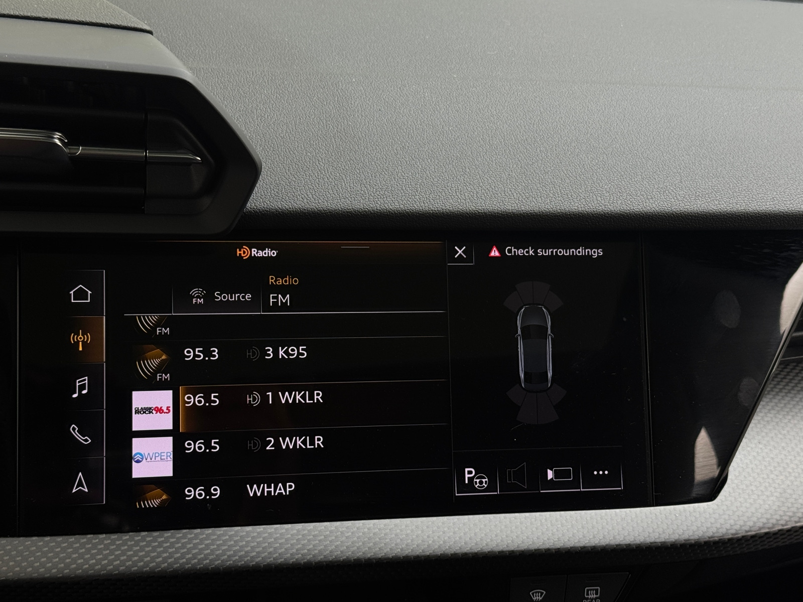 Thumbnail: 2024 Audi RS 3 - 4