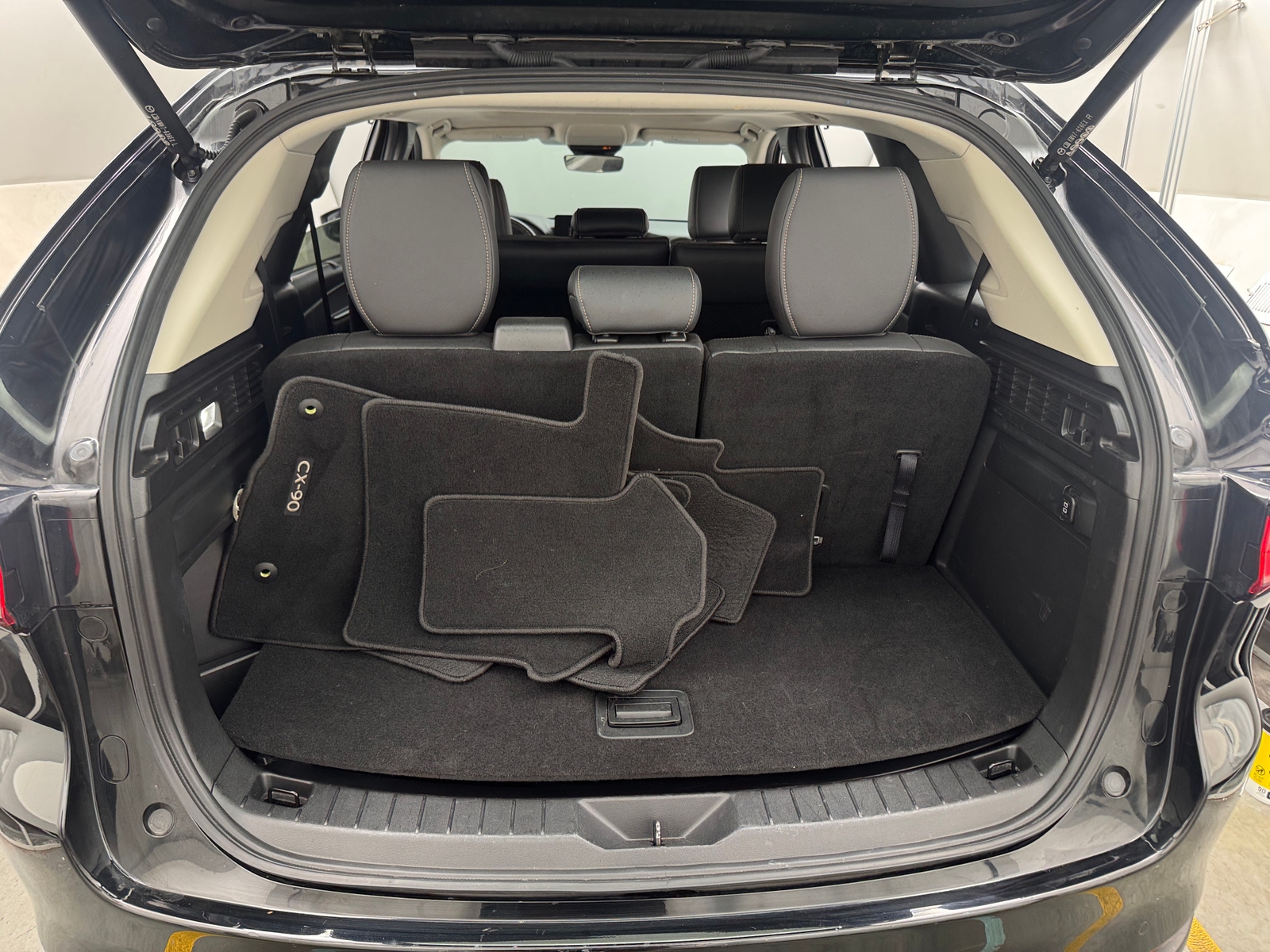 Thumbnail: 2025 Mazda CX-90 - 6