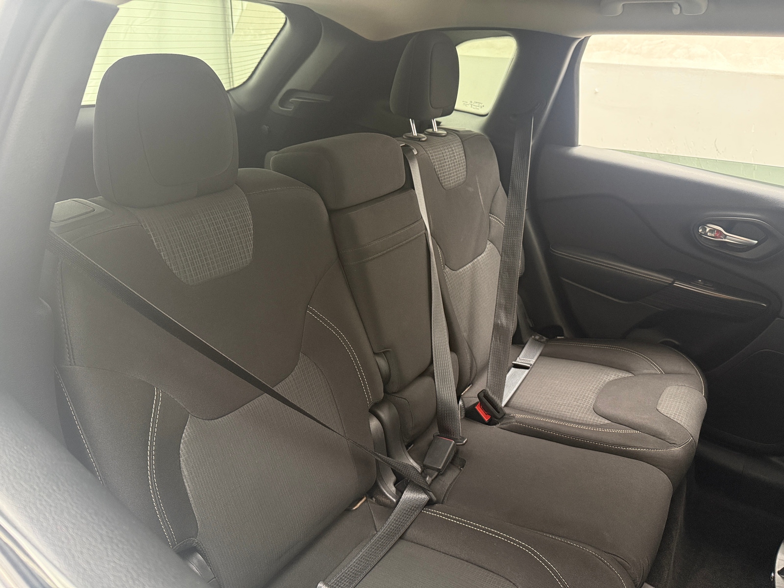 Thumbnail: 2015 Jeep Cherokee - 6