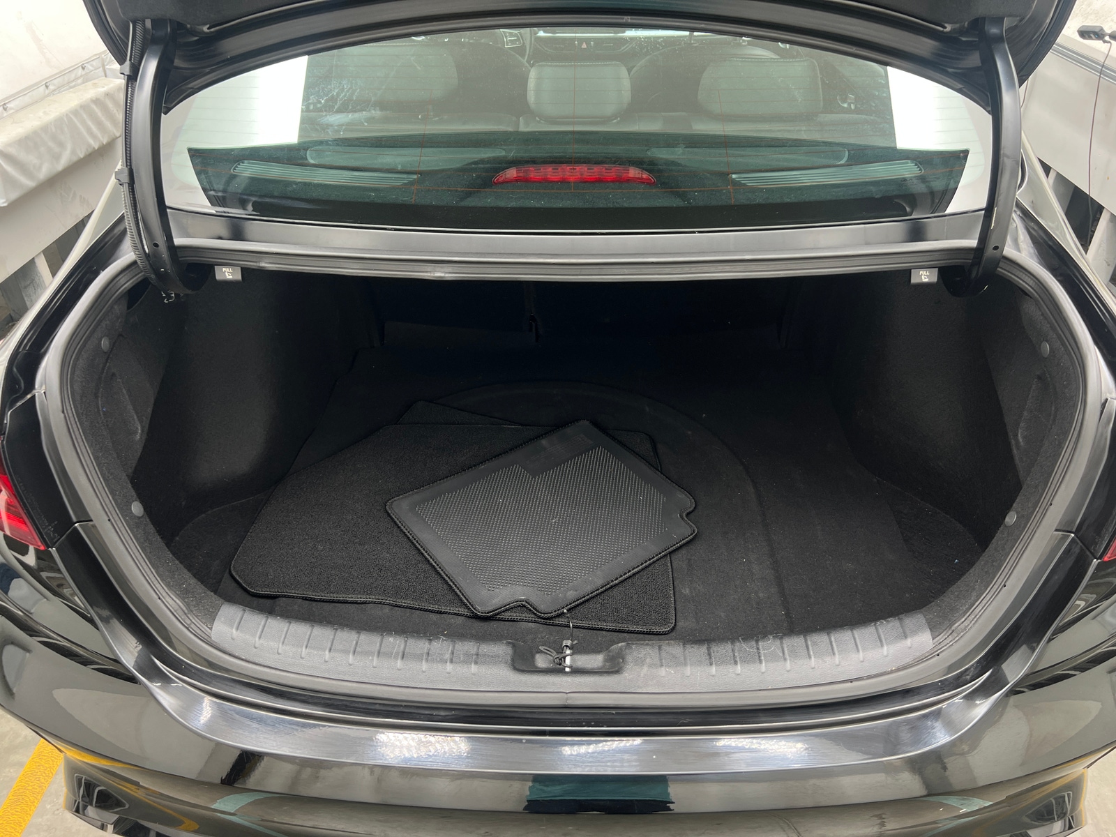 Thumbnail: 2023 Kia Forte - 7