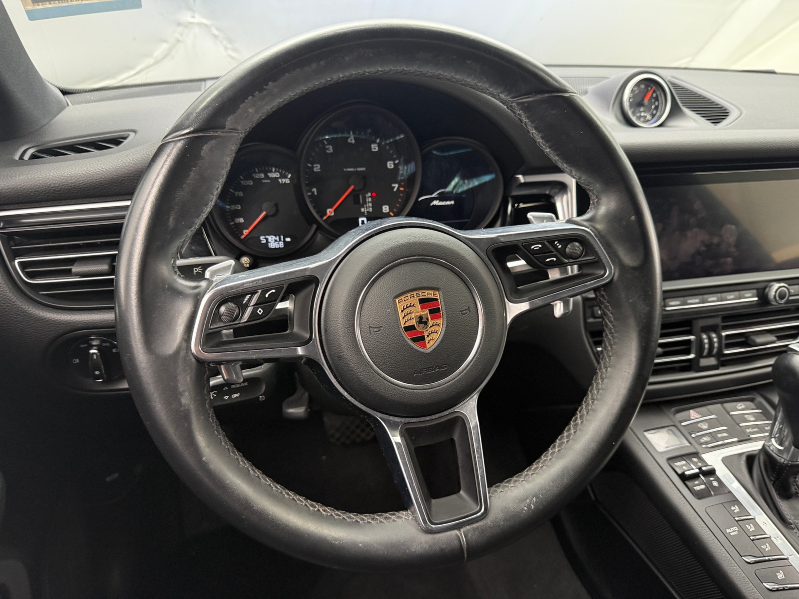 Thumbnail: 2019 Porsche Macan - 4