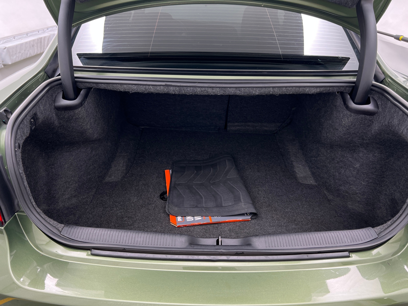 Thumbnail: 2020 Dodge Charger - 7