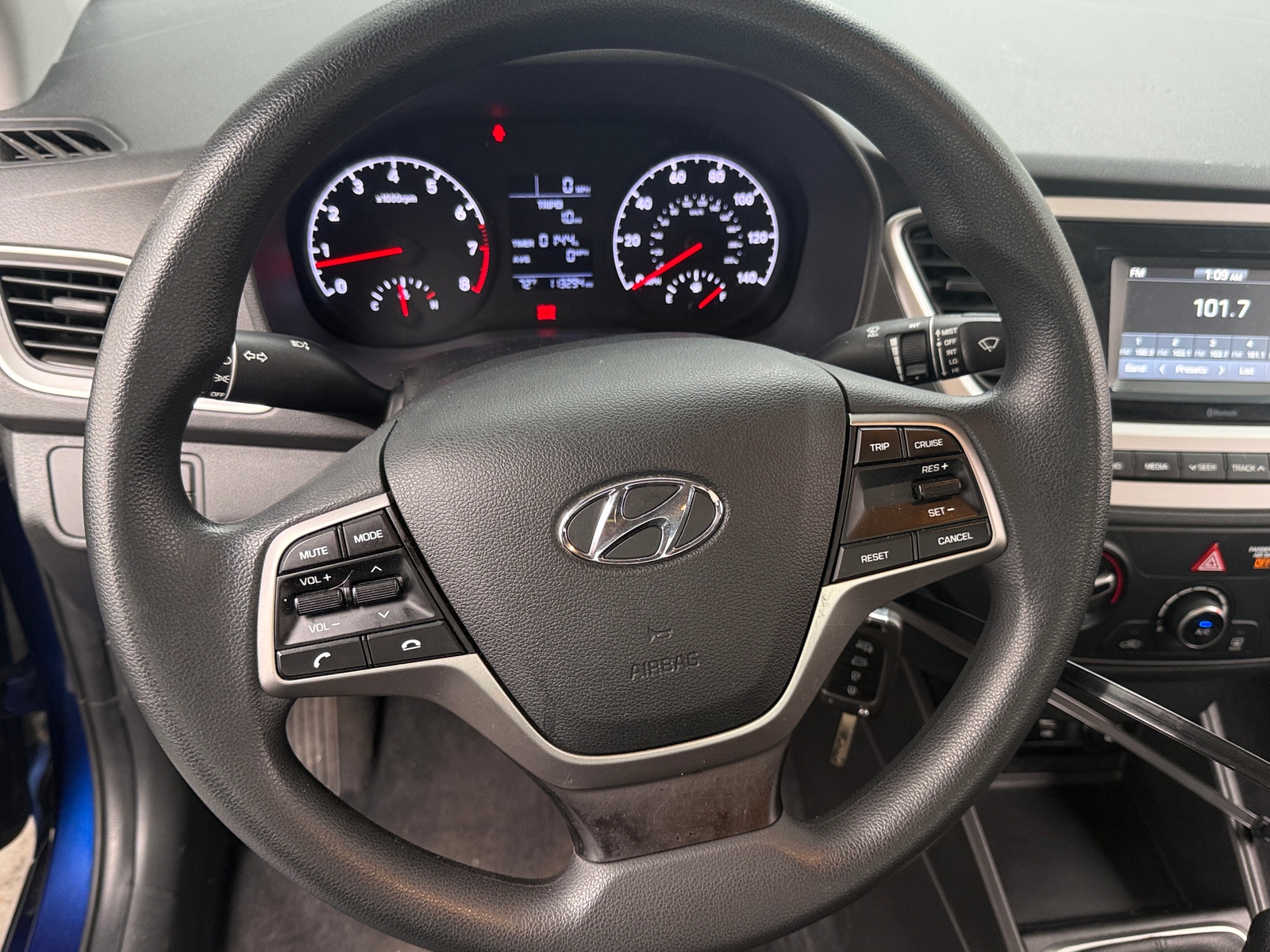 Thumbnail: 2021 Hyundai Accent - 5