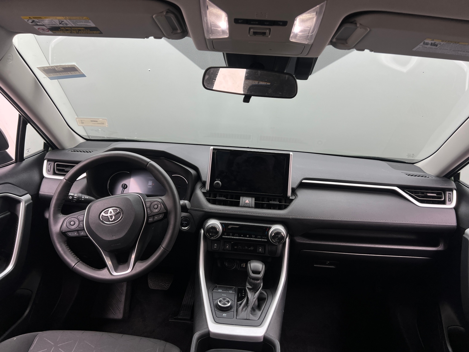 Thumbnail: 2024 Toyota RAV4 - 3