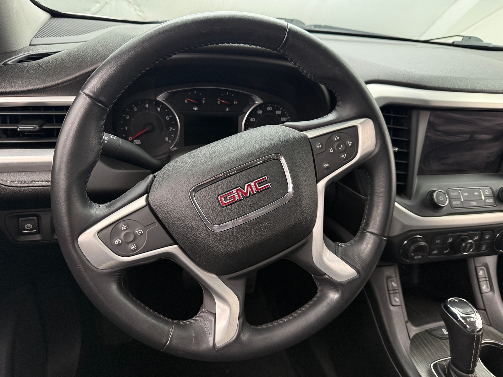Thumbnail: 2018 GMC Acadia - 4
