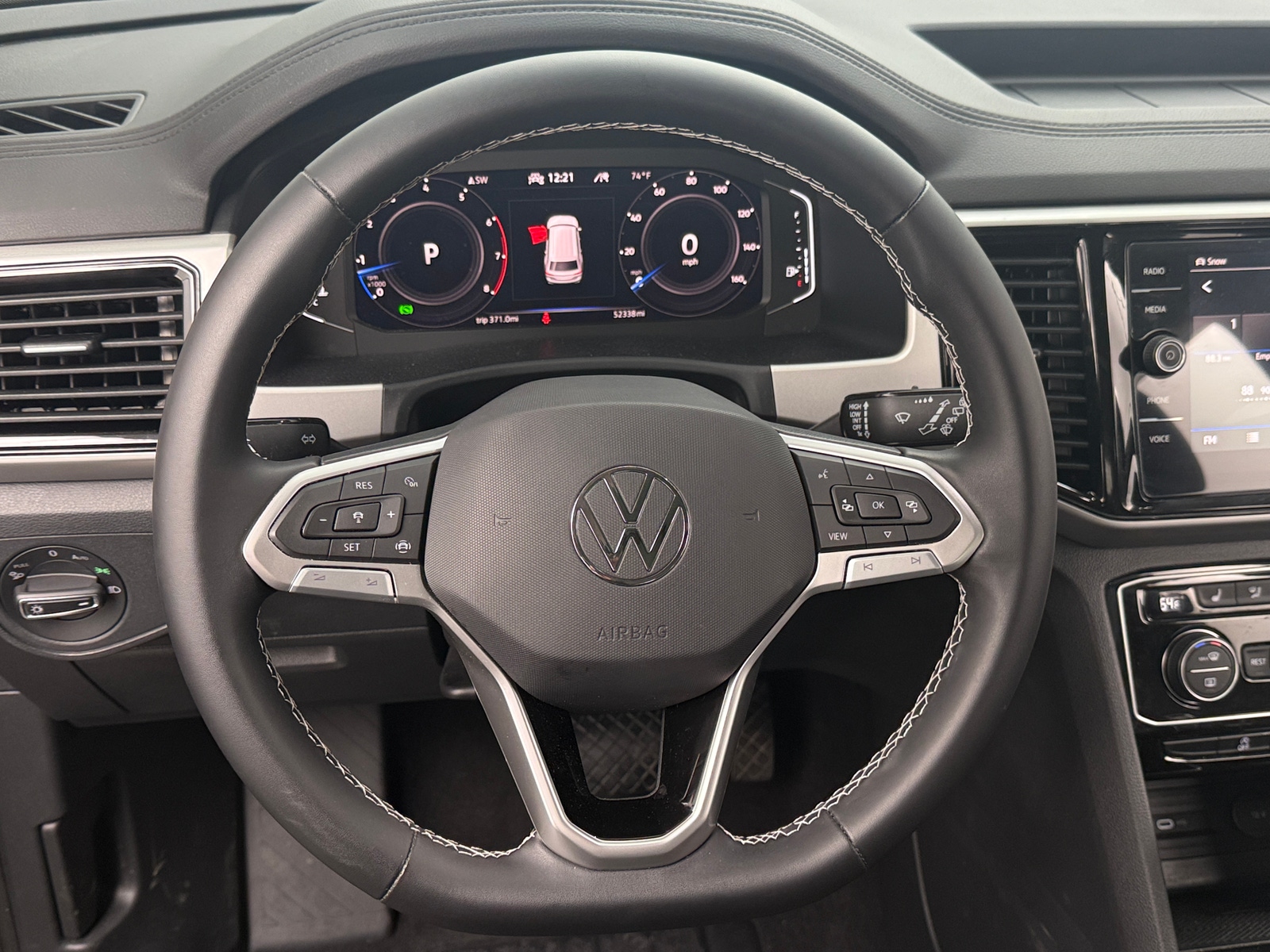 Thumbnail: 2023 Volkswagen Atlas - 4