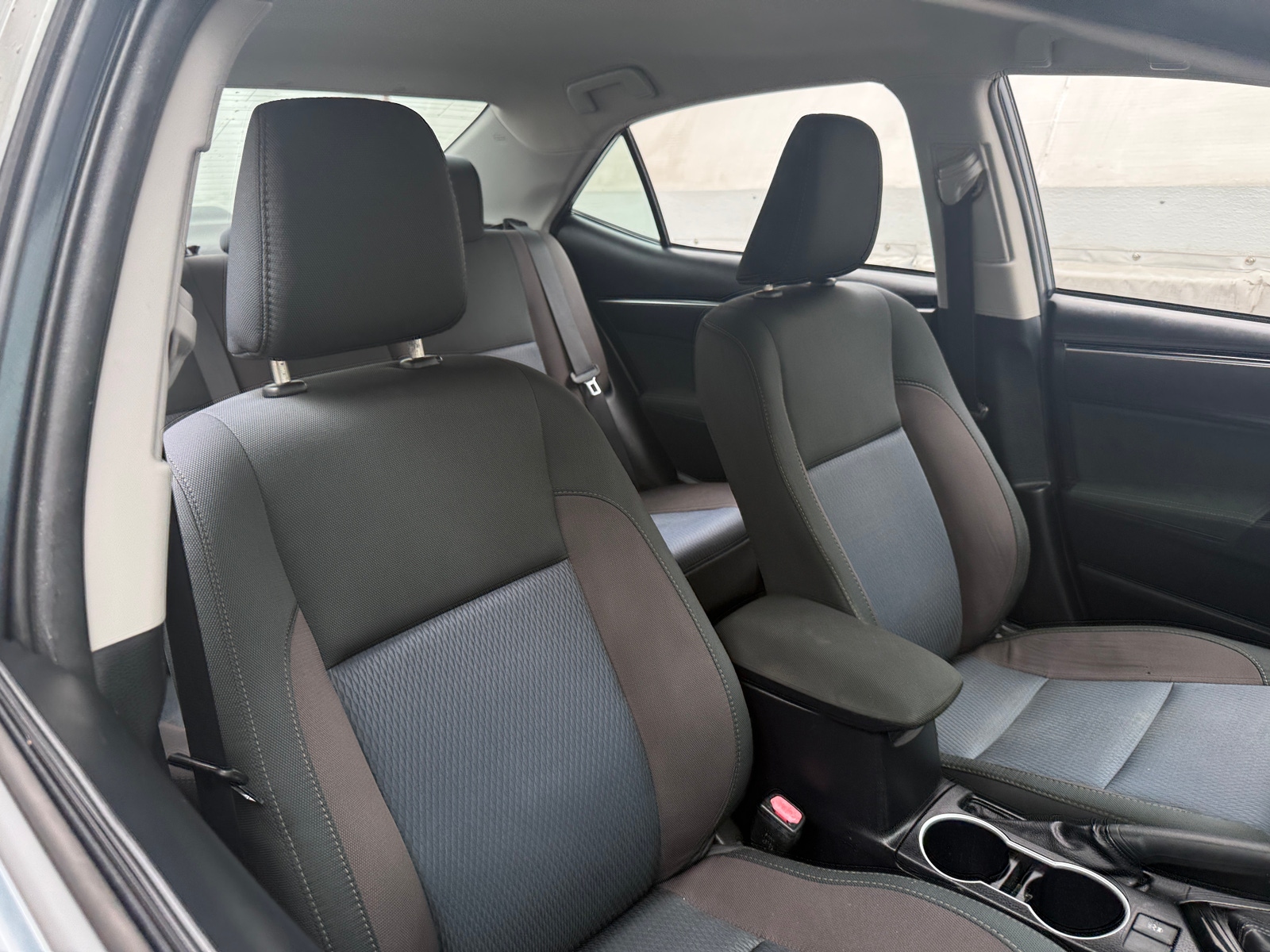 Thumbnail: 2017 Toyota Corolla - 2