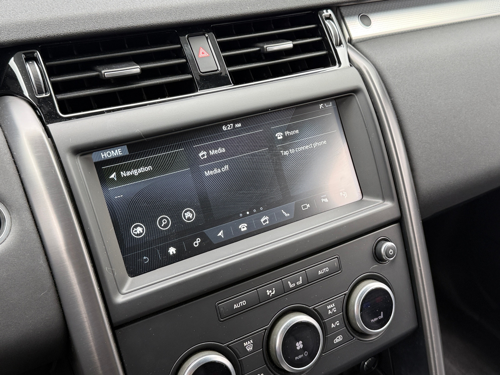 Thumbnail: 2020 Land Rover Discovery - 3