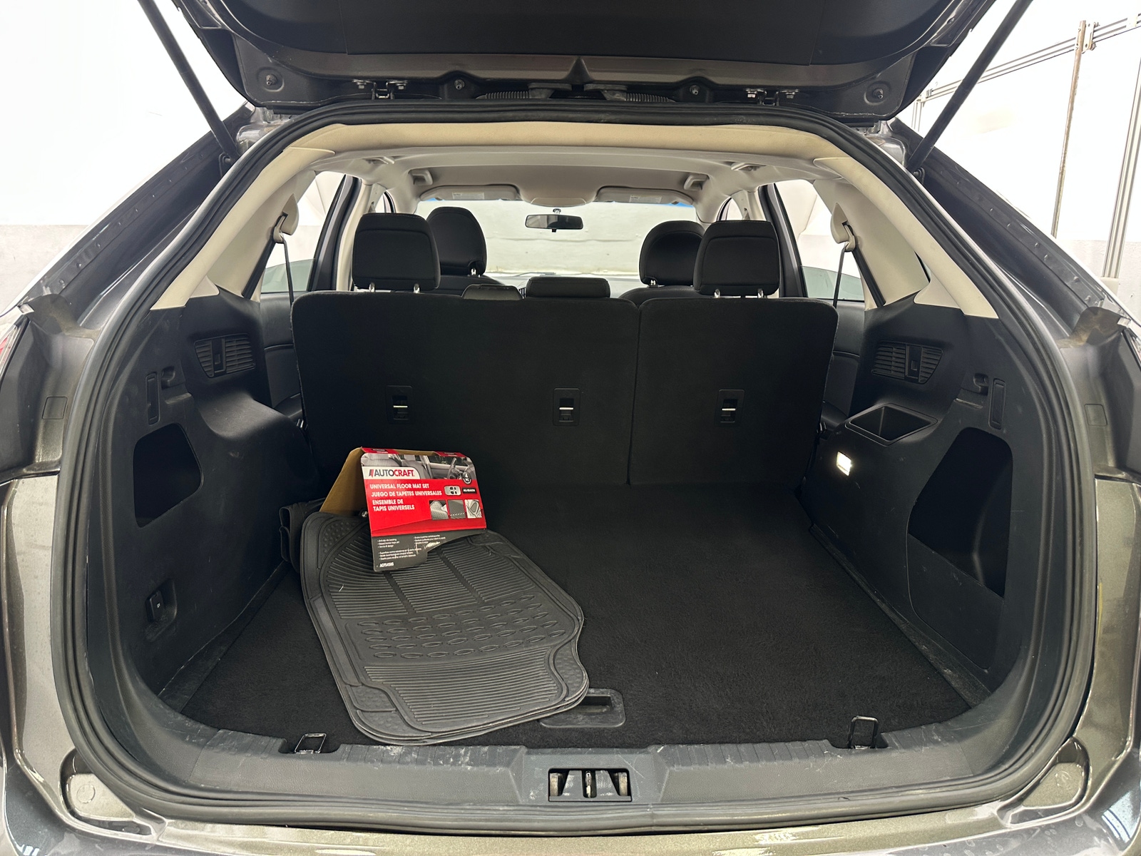 Thumbnail: 2018 Ford Edge - 7