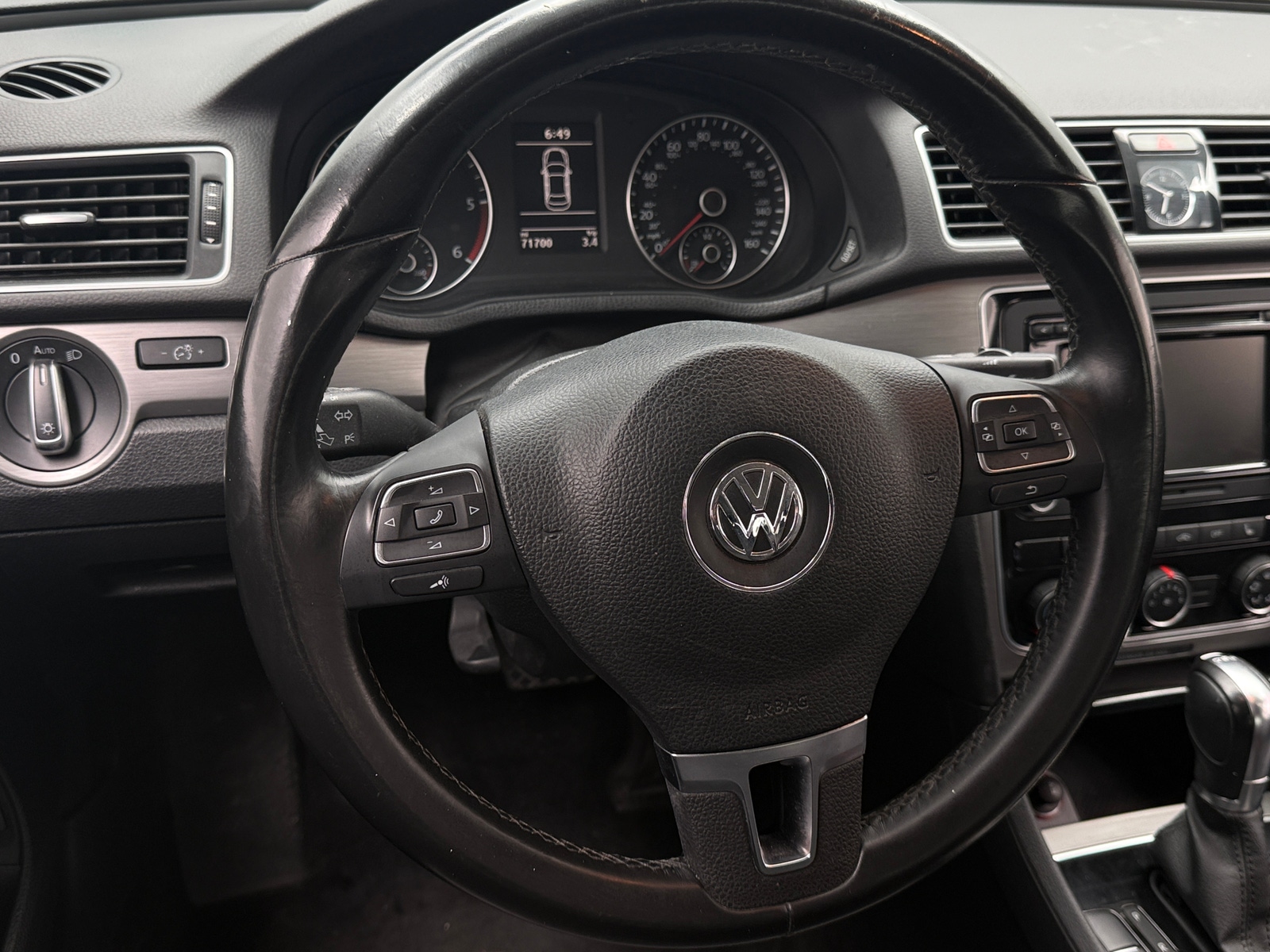 Thumbnail: 2014 Volkswagen Passat - 4