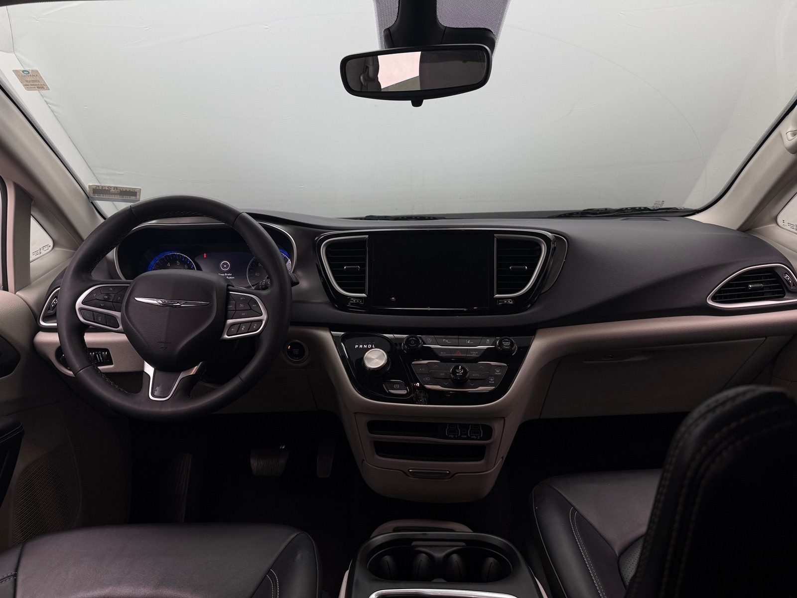 Thumbnail: 2024 Chrysler Pacifica - 2