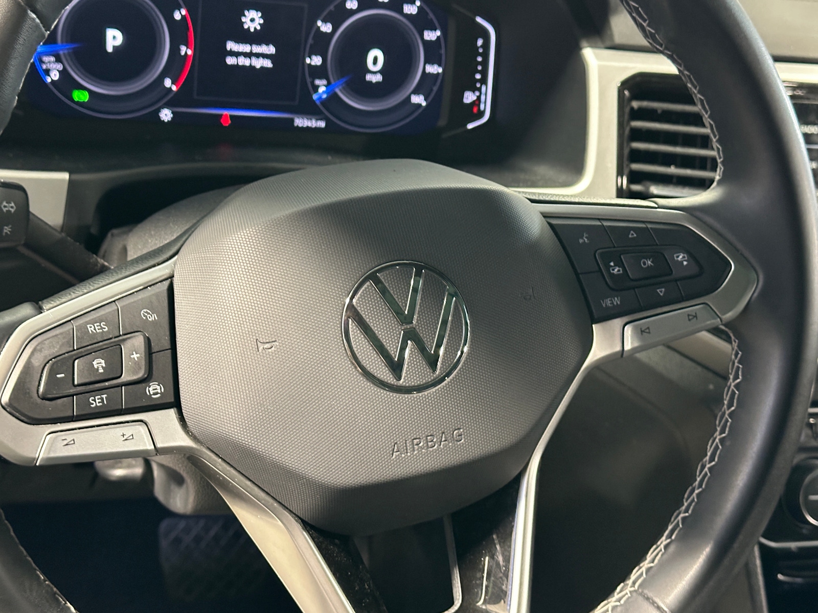 Thumbnail: 2023 Volkswagen Atlas - 5