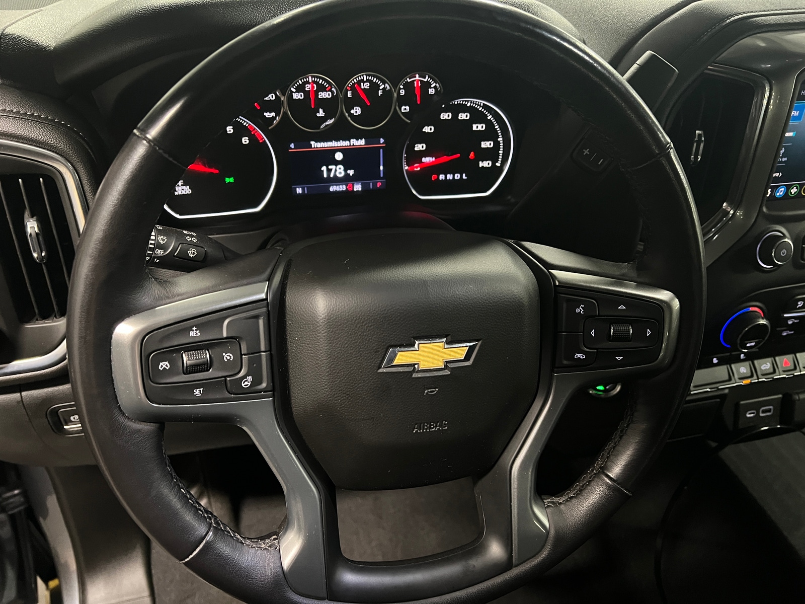 Thumbnail: 2022 Chevrolet Silverado 1500 - 5