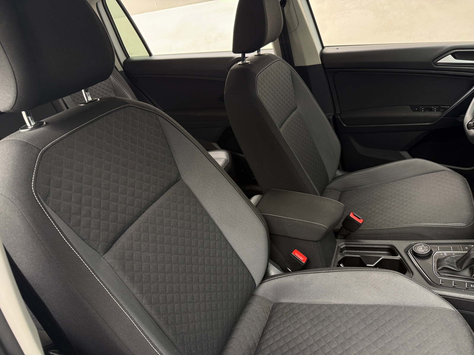 Thumbnail: 2021 Volkswagen Tiguan - 2