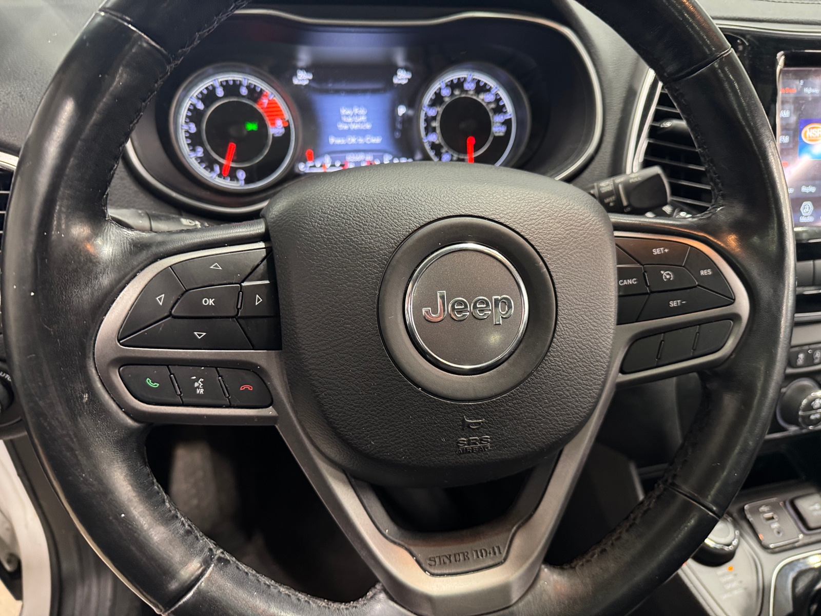 Thumbnail: 2020 Jeep Cherokee - 4