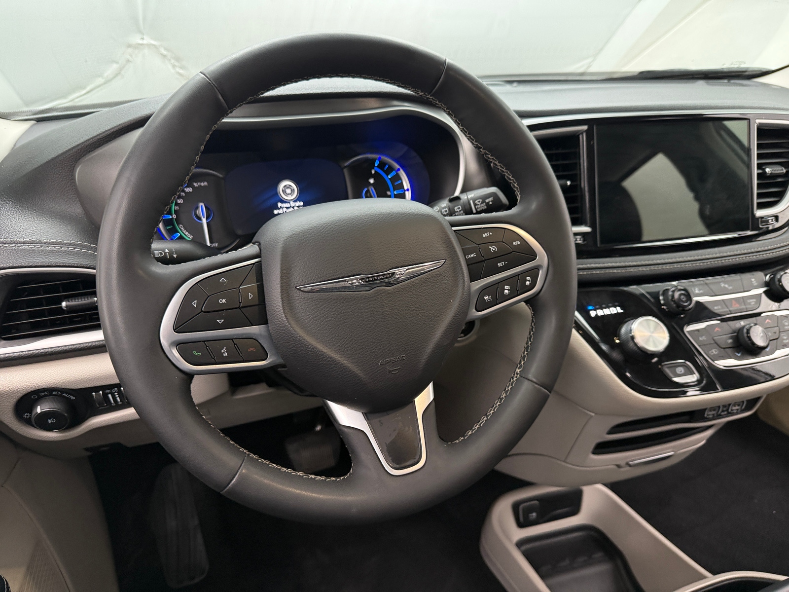 Thumbnail: 2024 Chrysler Pacifica - 4