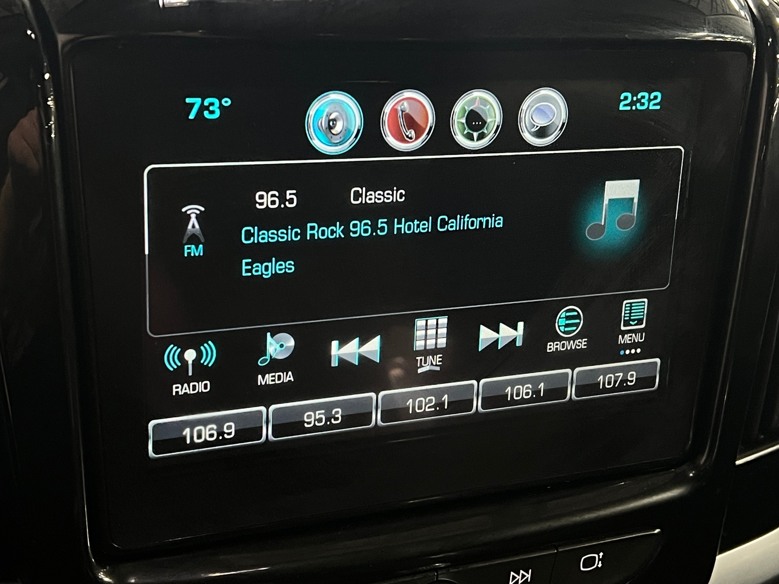 Thumbnail: 2019 Chevrolet Traverse - 4