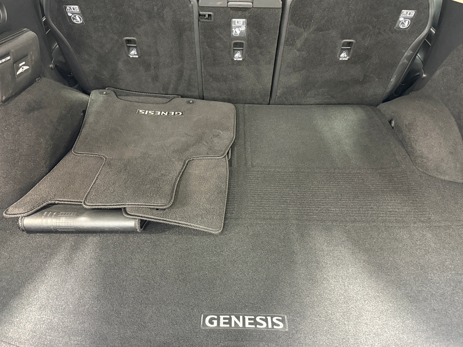 Thumbnail: 2023 Genesis GV80 - 6