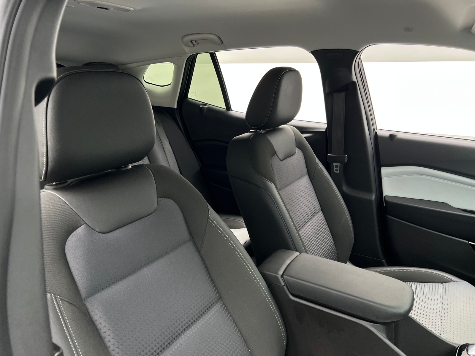 Thumbnail: 2025 Chevrolet Trax - 2