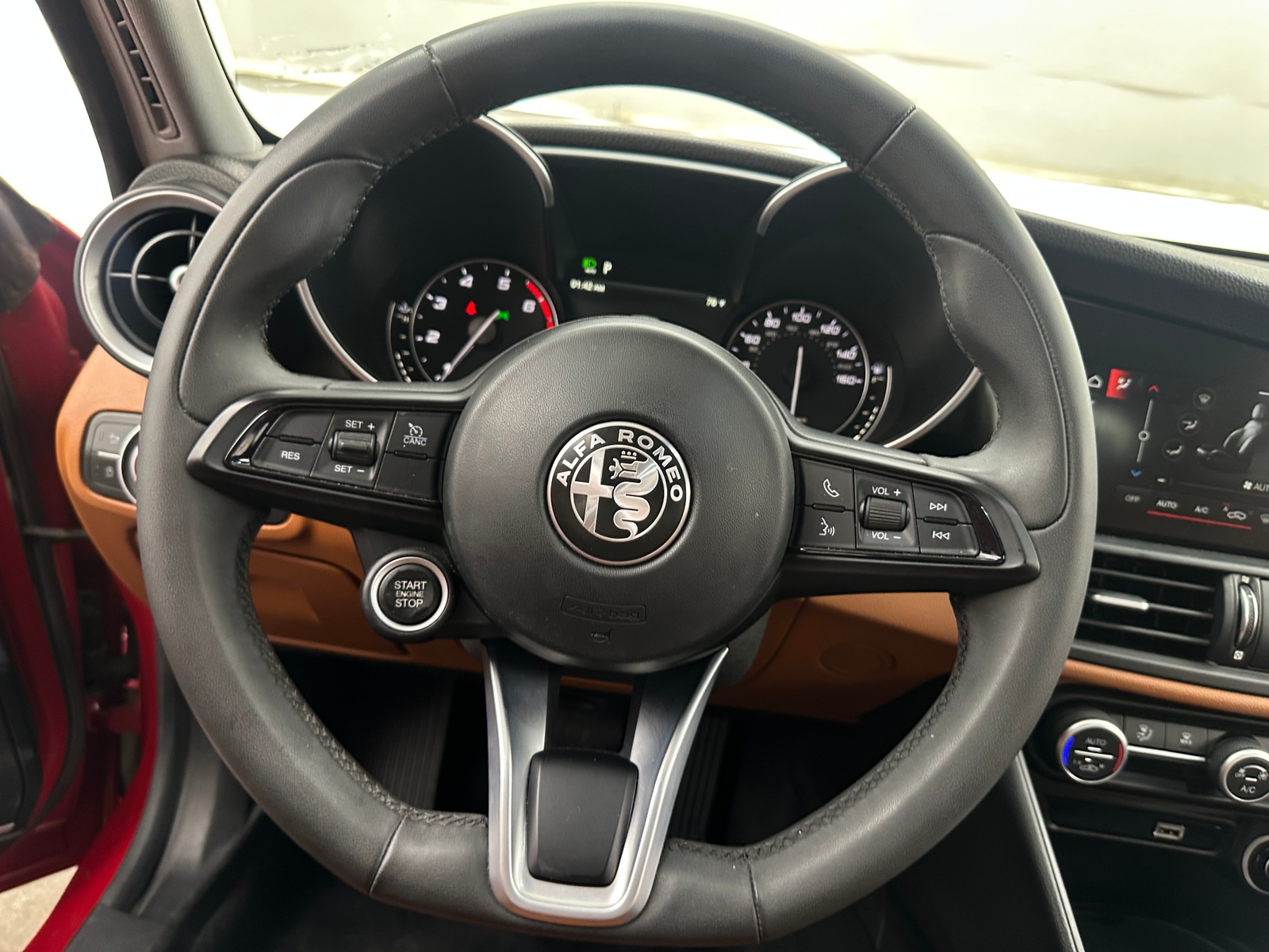 Thumbnail: 2020 Alfa Romeo Giulia - 4