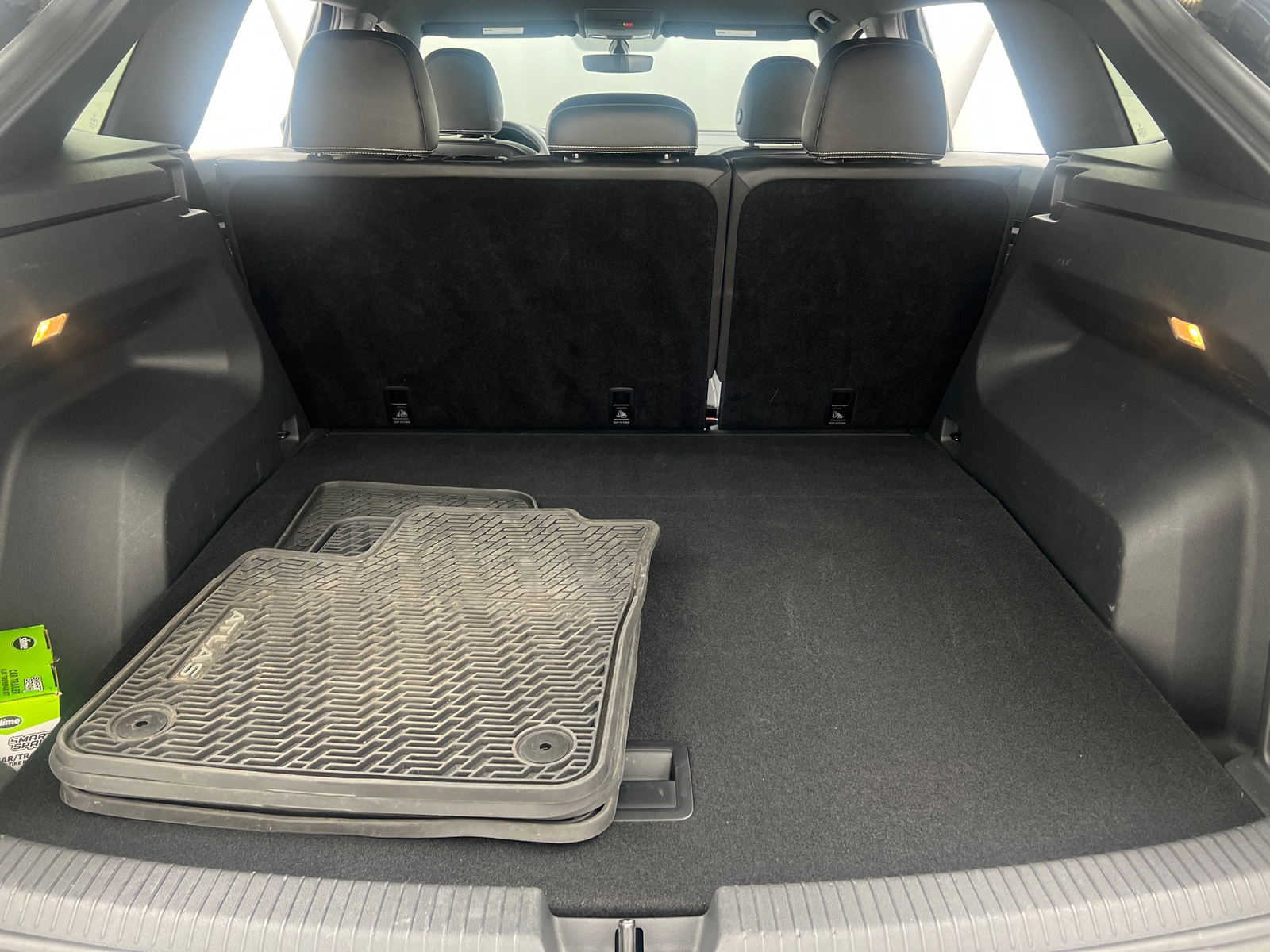 Thumbnail: 2023 Volkswagen Atlas - 6