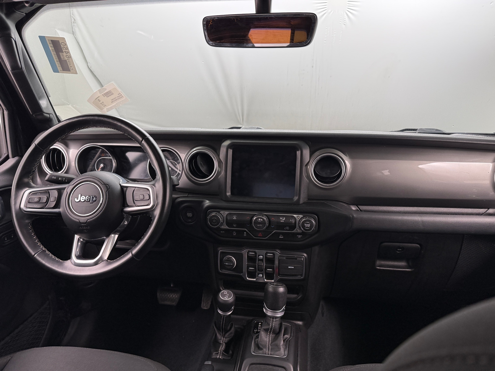 Thumbnail: 2022 Jeep Wrangler - 3