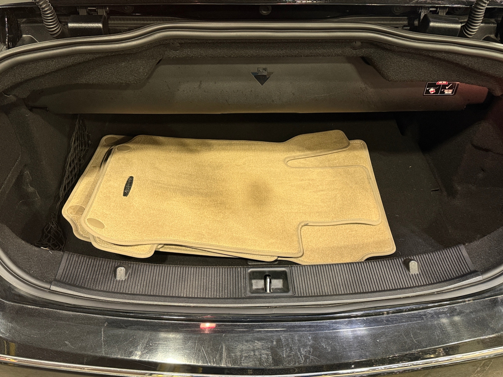 Thumbnail: 2011 Mercedes-Benz E-Class - 6