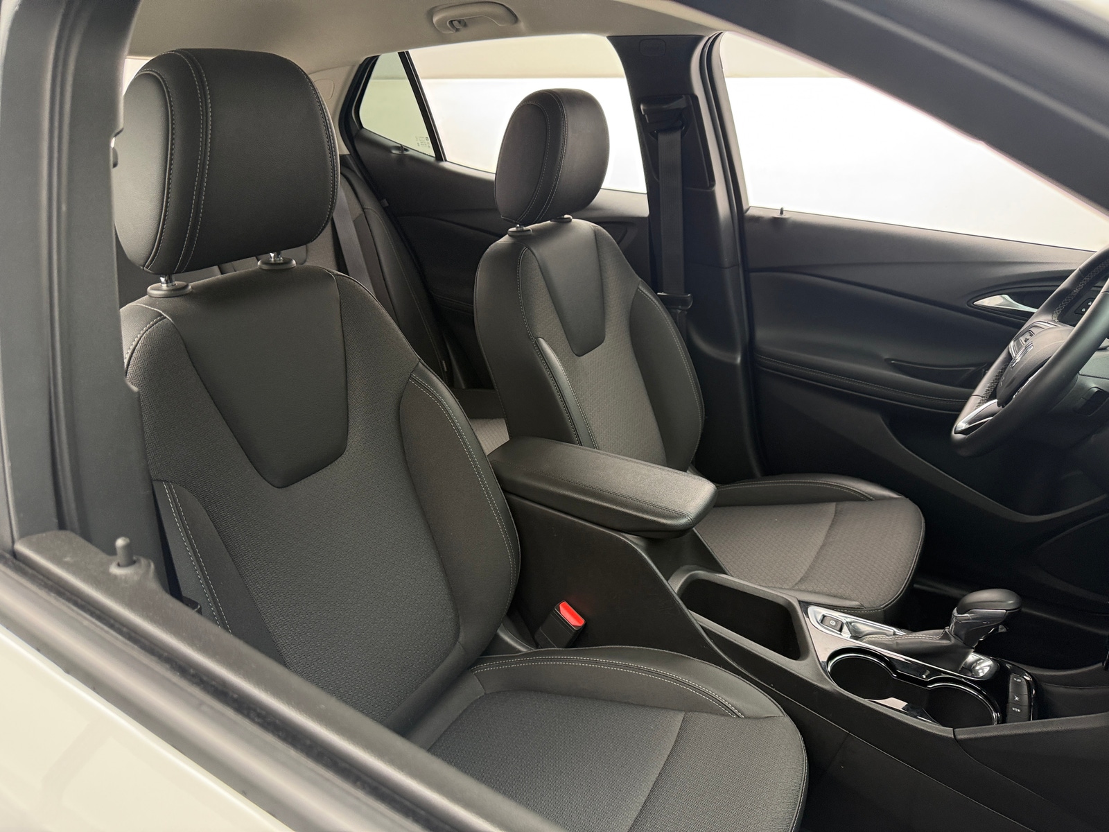 Thumbnail: 2025 Buick Encore GX - 2