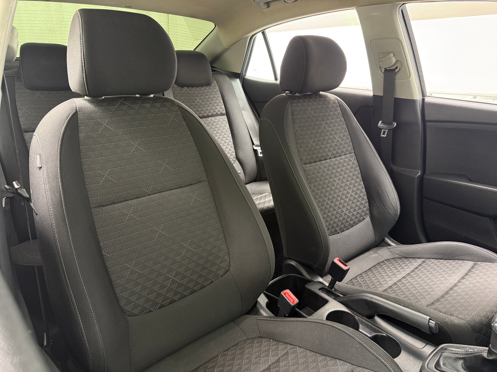 Thumbnail: 2018 Kia Rio - 2