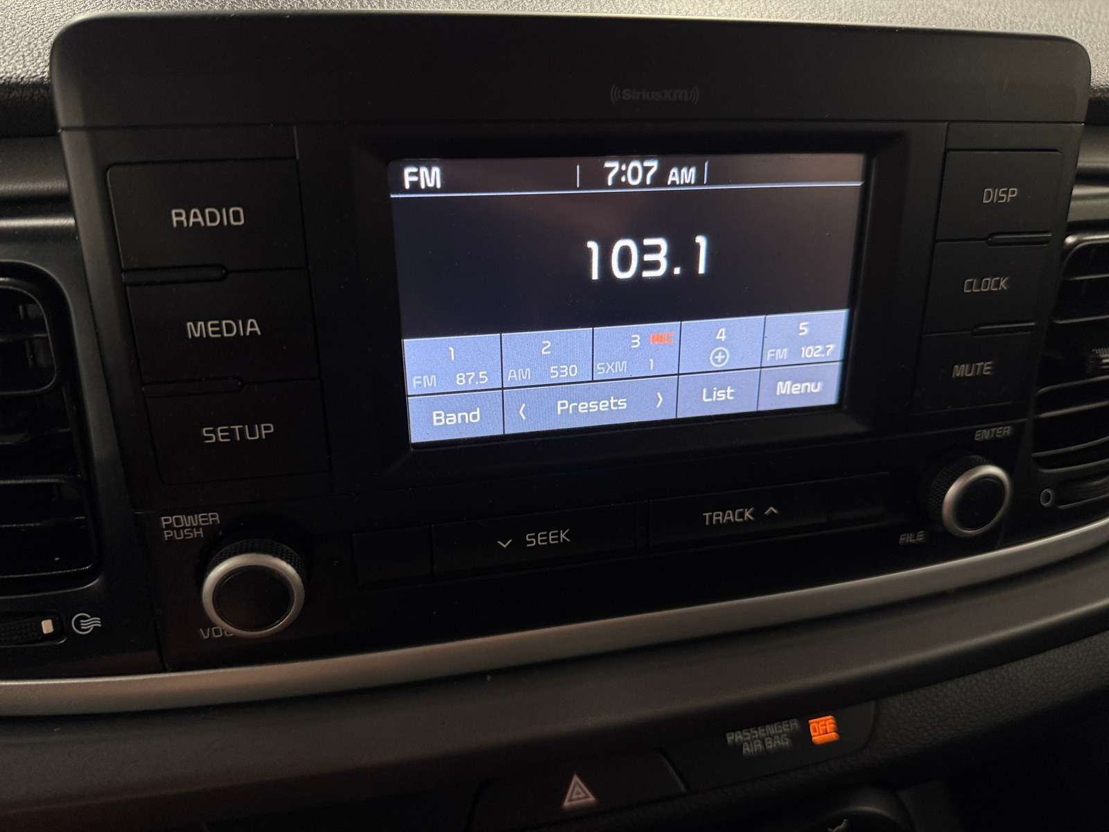 Thumbnail: 2018 Kia Rio - 4