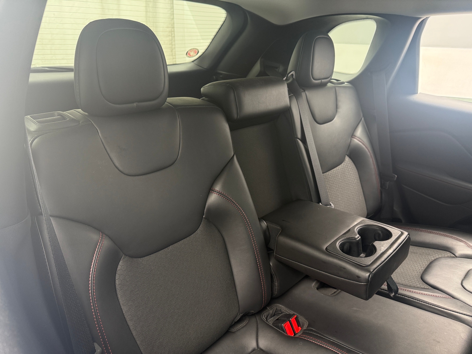 Thumbnail: 2020 Jeep Cherokee - 6