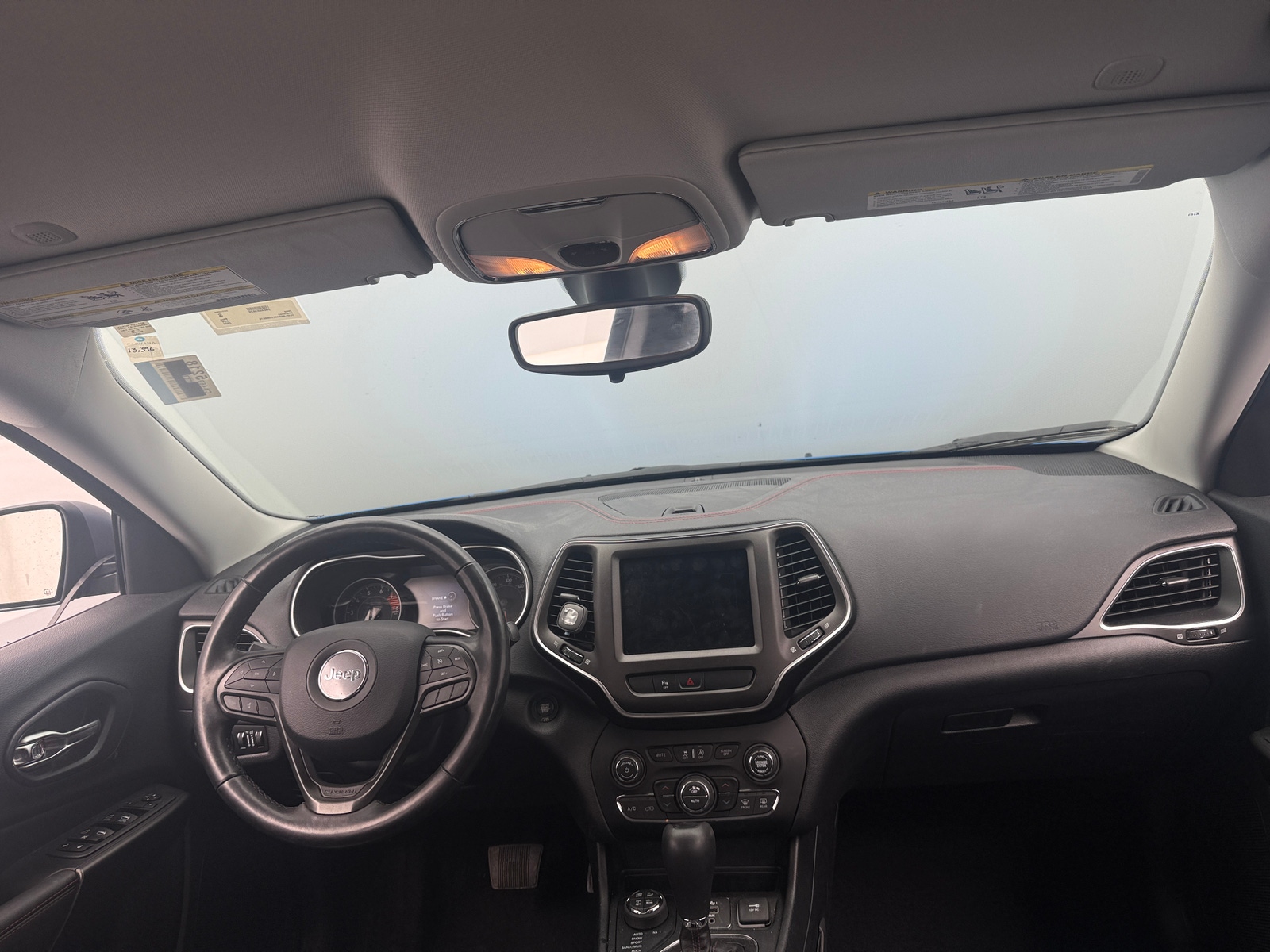 Thumbnail: 2020 Jeep Cherokee - 3