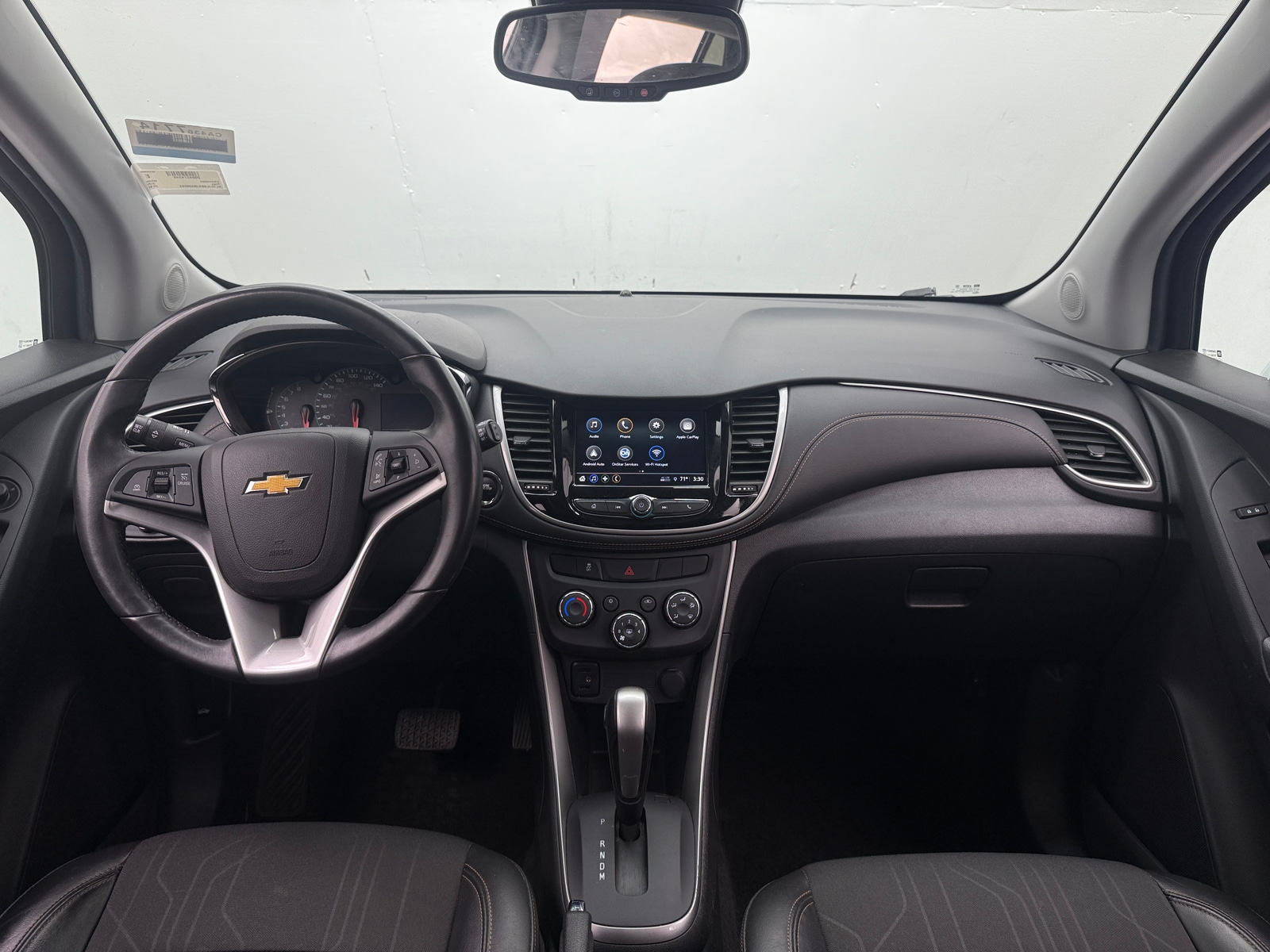 Thumbnail: 2018 Chevrolet Trax - 3