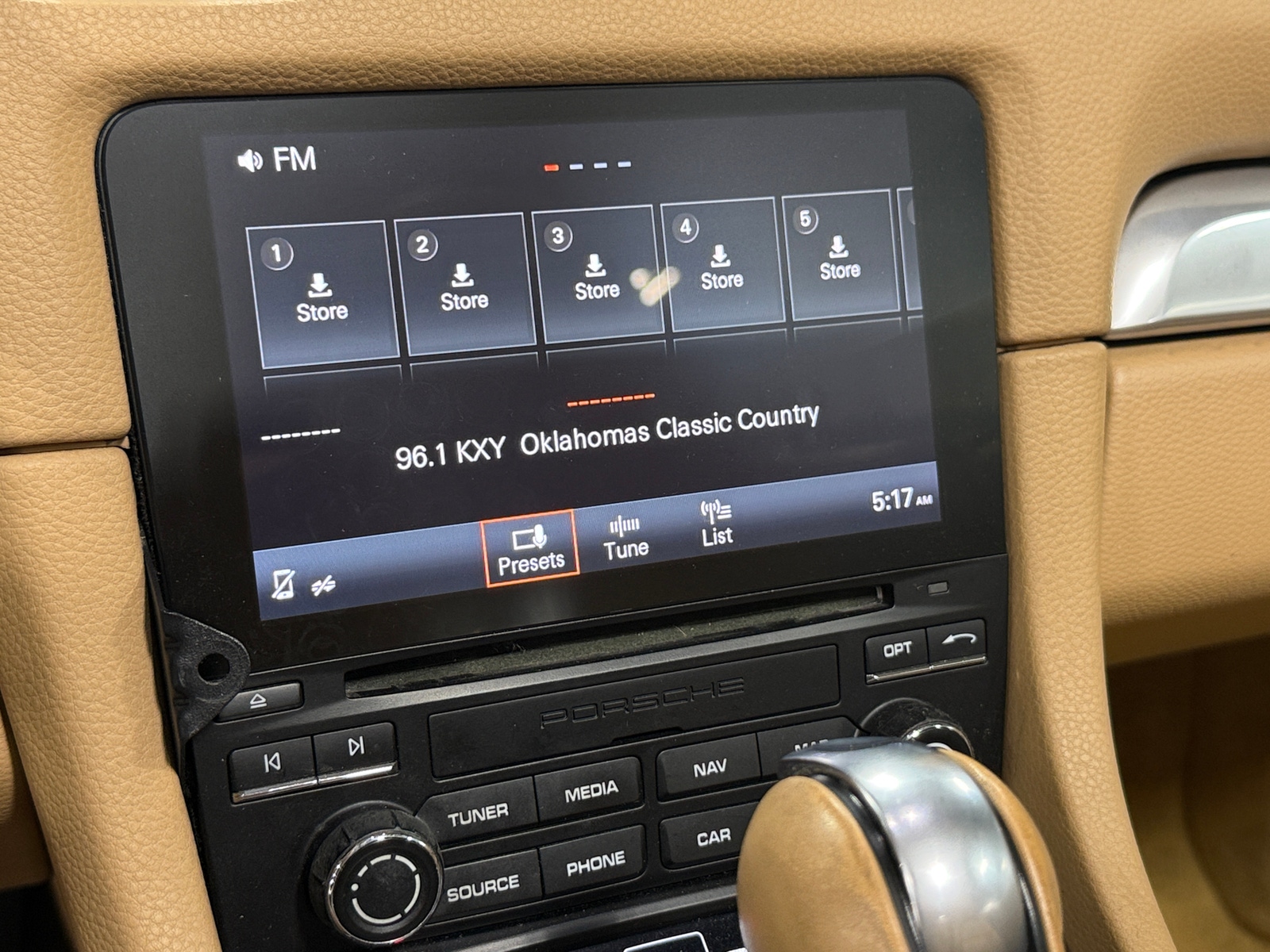 Thumbnail: 2017 Porsche 718 Boxster - 3