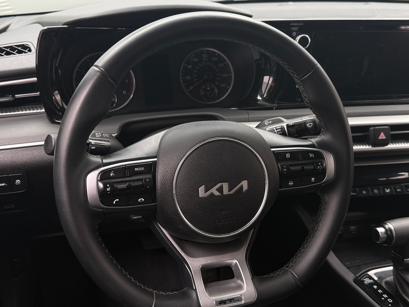 Thumbnail: 2023 Kia K5 - 4