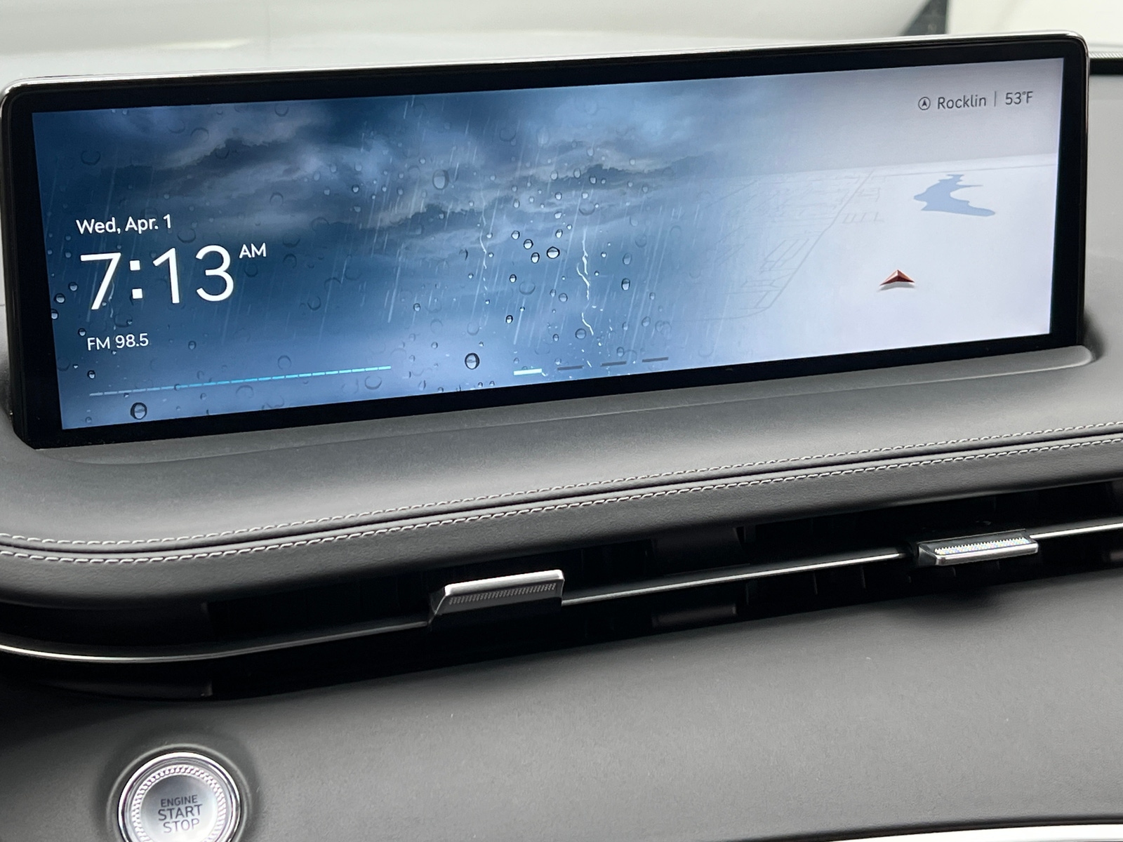 Thumbnail: 2025 Genesis GV70 - 3