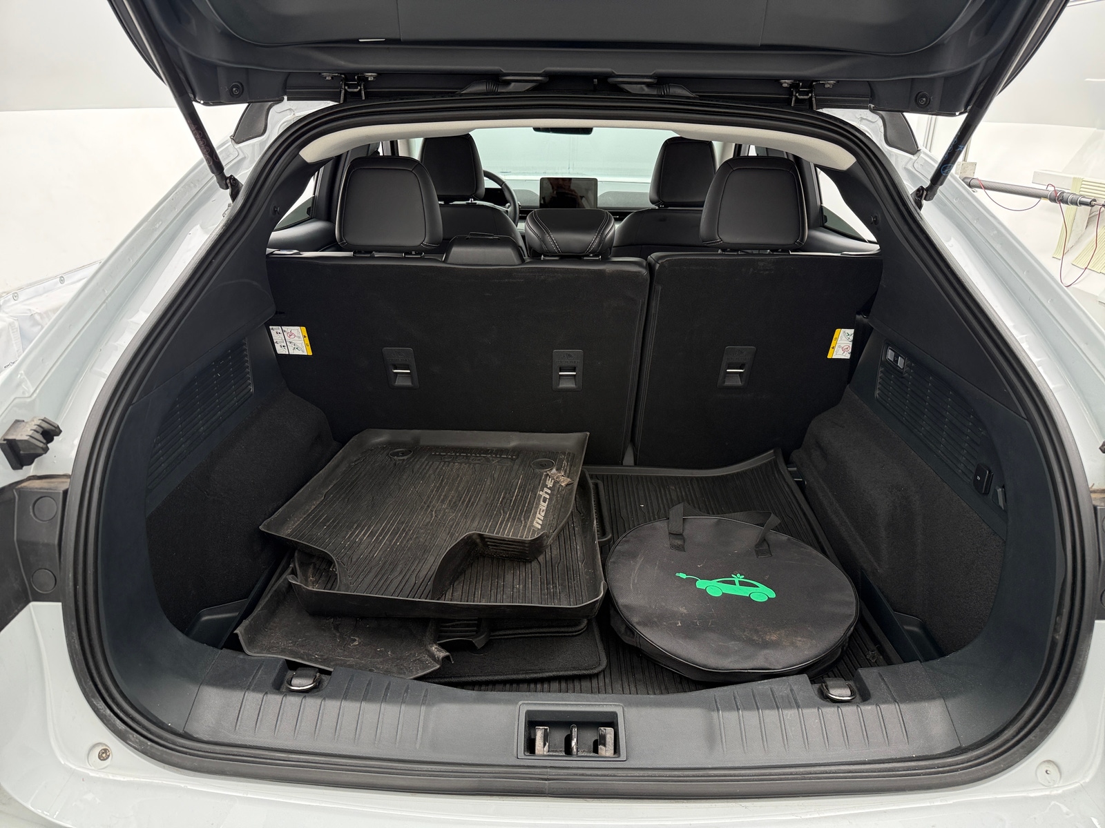 Thumbnail: 2022 Ford Mustang Mach-E - 6