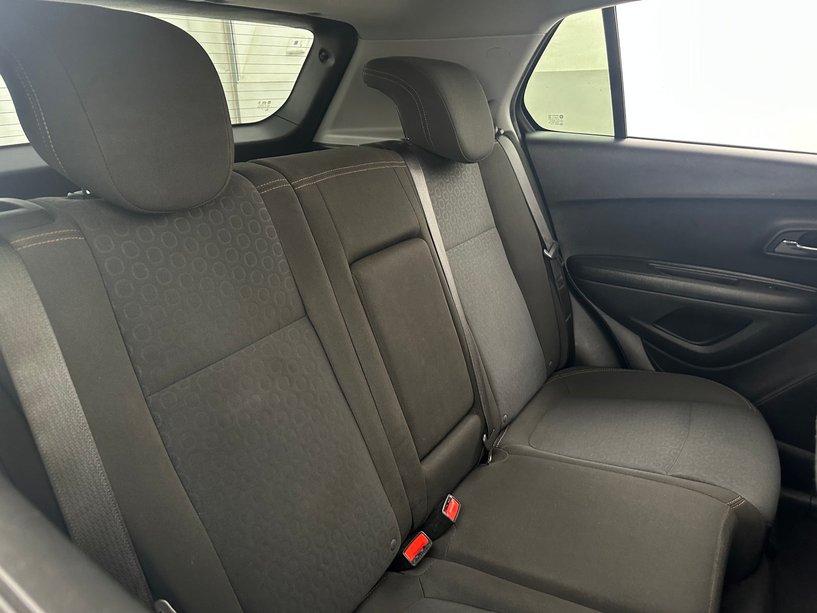 Thumbnail: 2022 Chevrolet Trax - 6